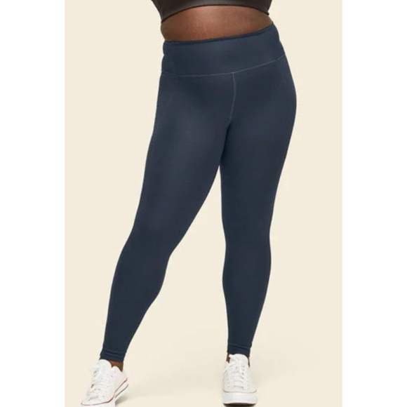 Girlfriend Collective Compressive High-Rise Leggings - Picture 1 of 11
